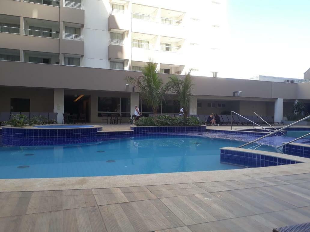 Olímpia Park Resort - 100m do Parque Thermas dos Laranjais Exterior foto